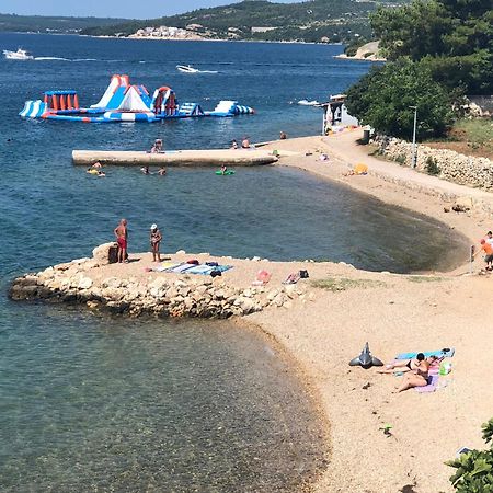 Design-Beachresort Maslenica Kültér fotó