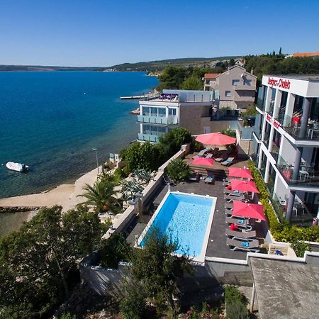 Design-Beachresort Maslenica Kültér fotó