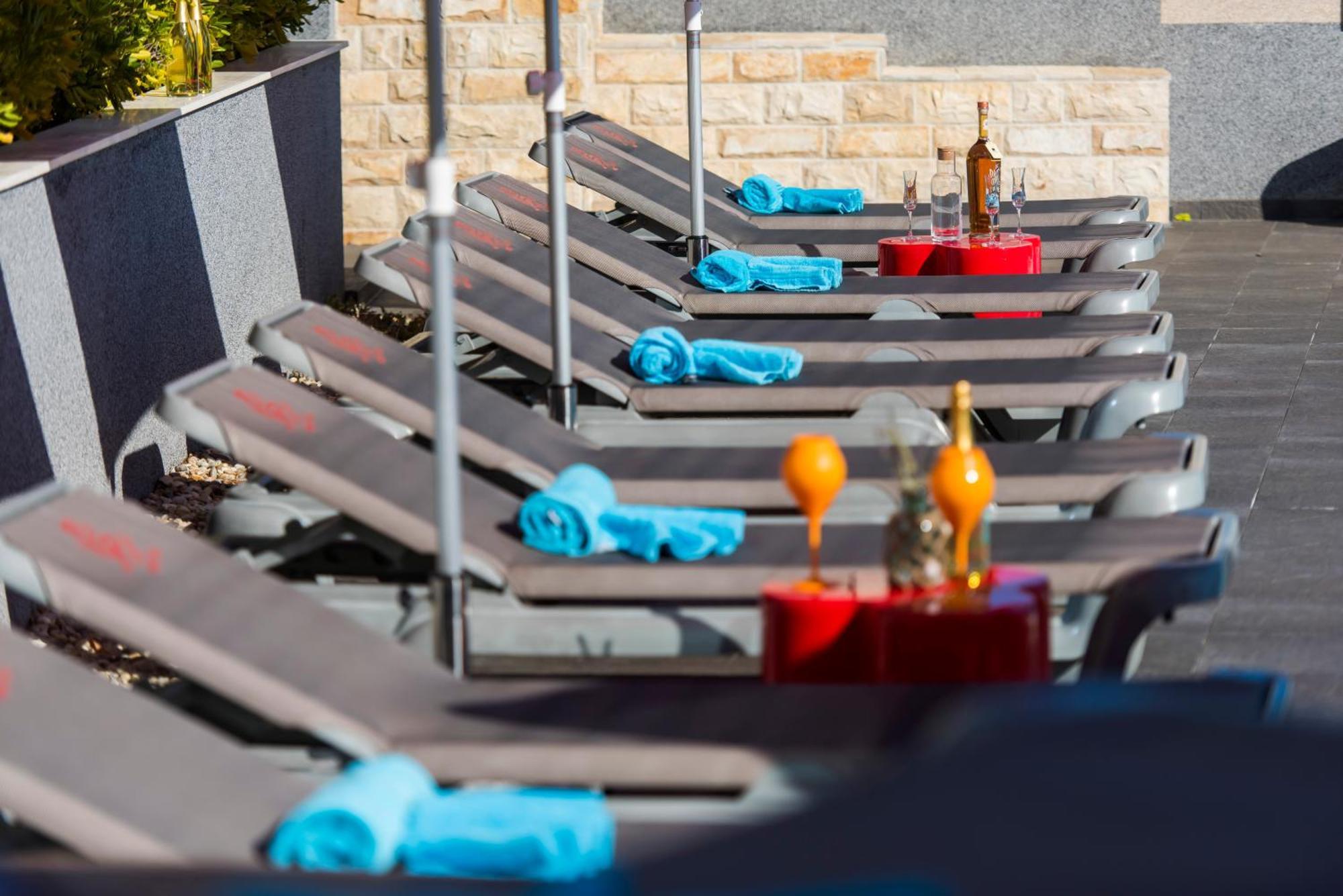 Design-Beachresort Maslenica Kültér fotó